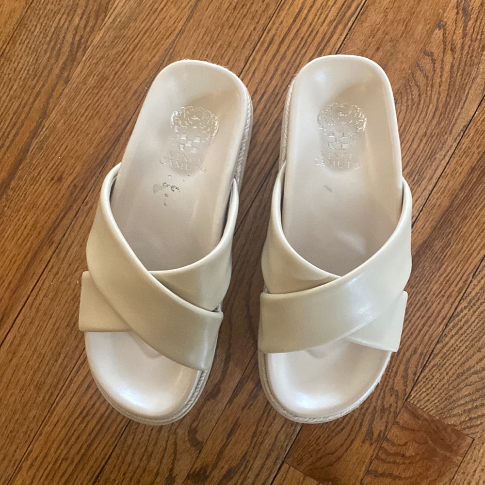 Vince Camuto size 7.5 bone colored slide sandals. Good condition
